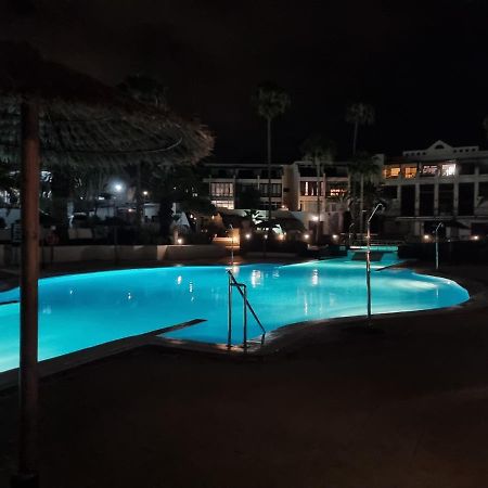 Apartamento Luca 05 En Playa Roca Costa Teguise Bagian luar foto