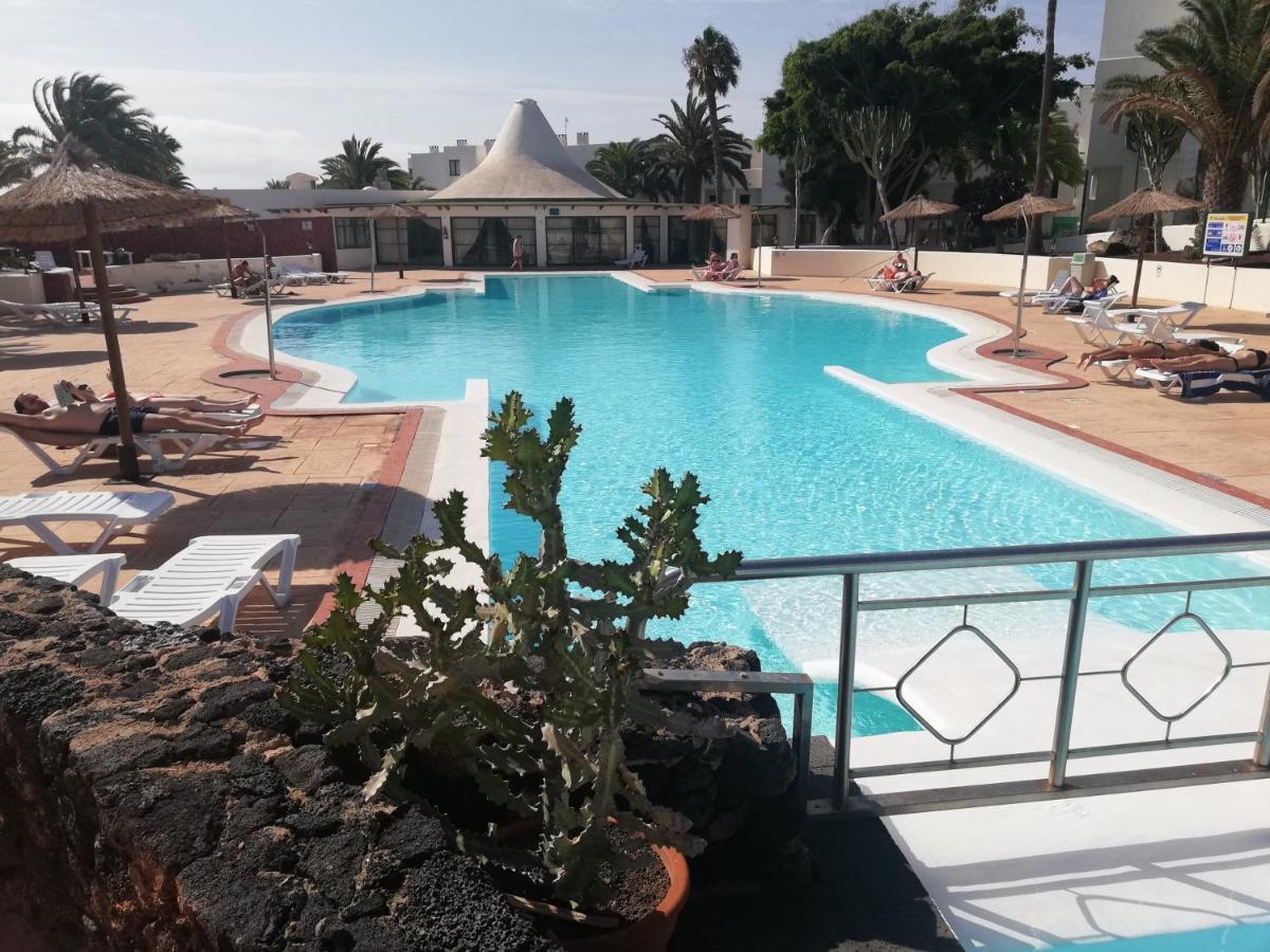 Apartamento Luca 05 En Playa Roca Costa Teguise Bagian luar foto