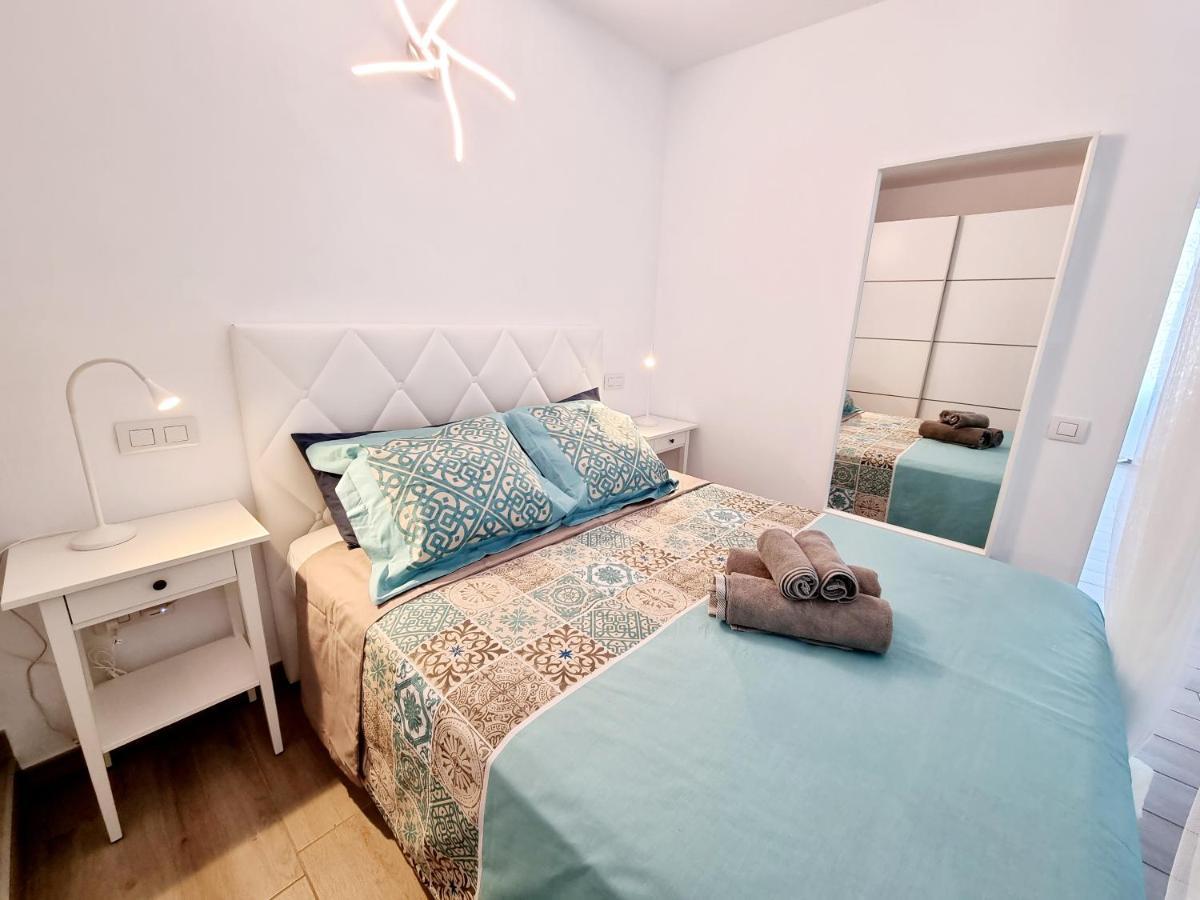 Apartamento Luca 05 En Playa Roca Costa Teguise Bagian luar foto