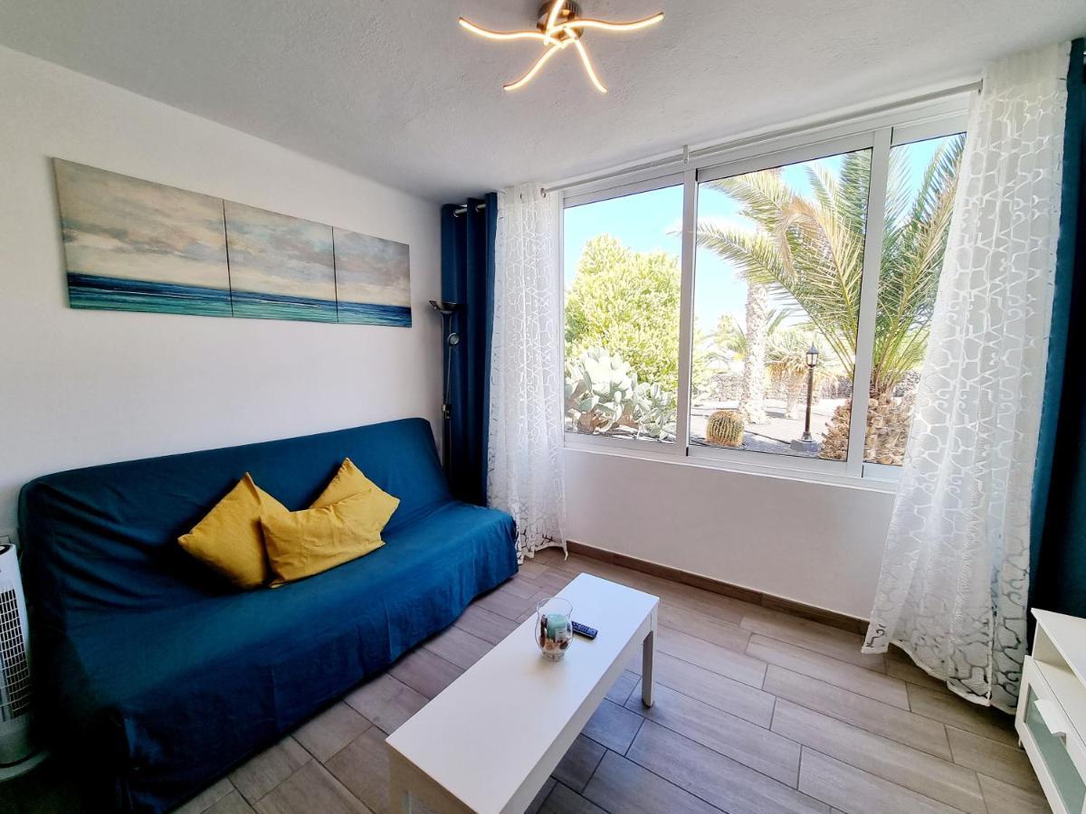 Apartamento Luca 05 En Playa Roca Costa Teguise Bagian luar foto