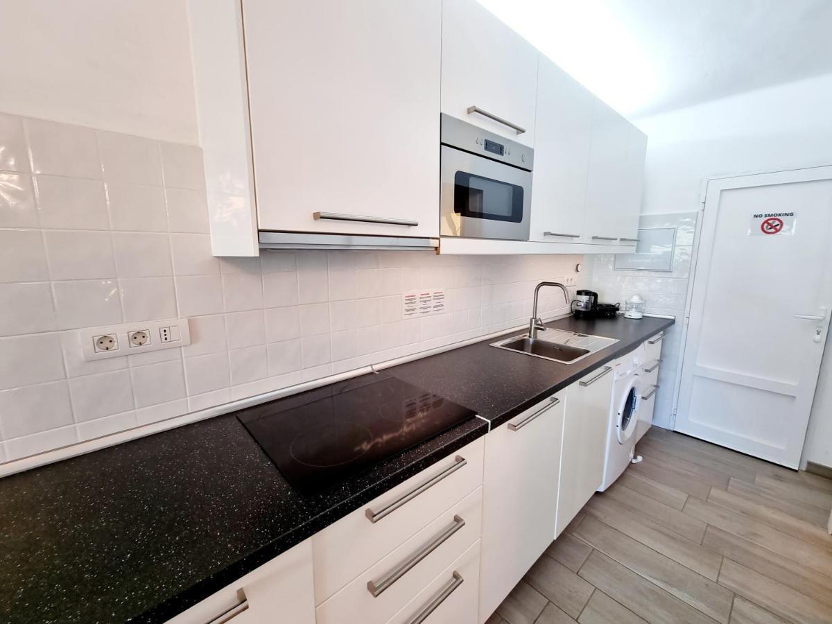 Apartamento Luca 05 En Playa Roca Costa Teguise Bagian luar foto