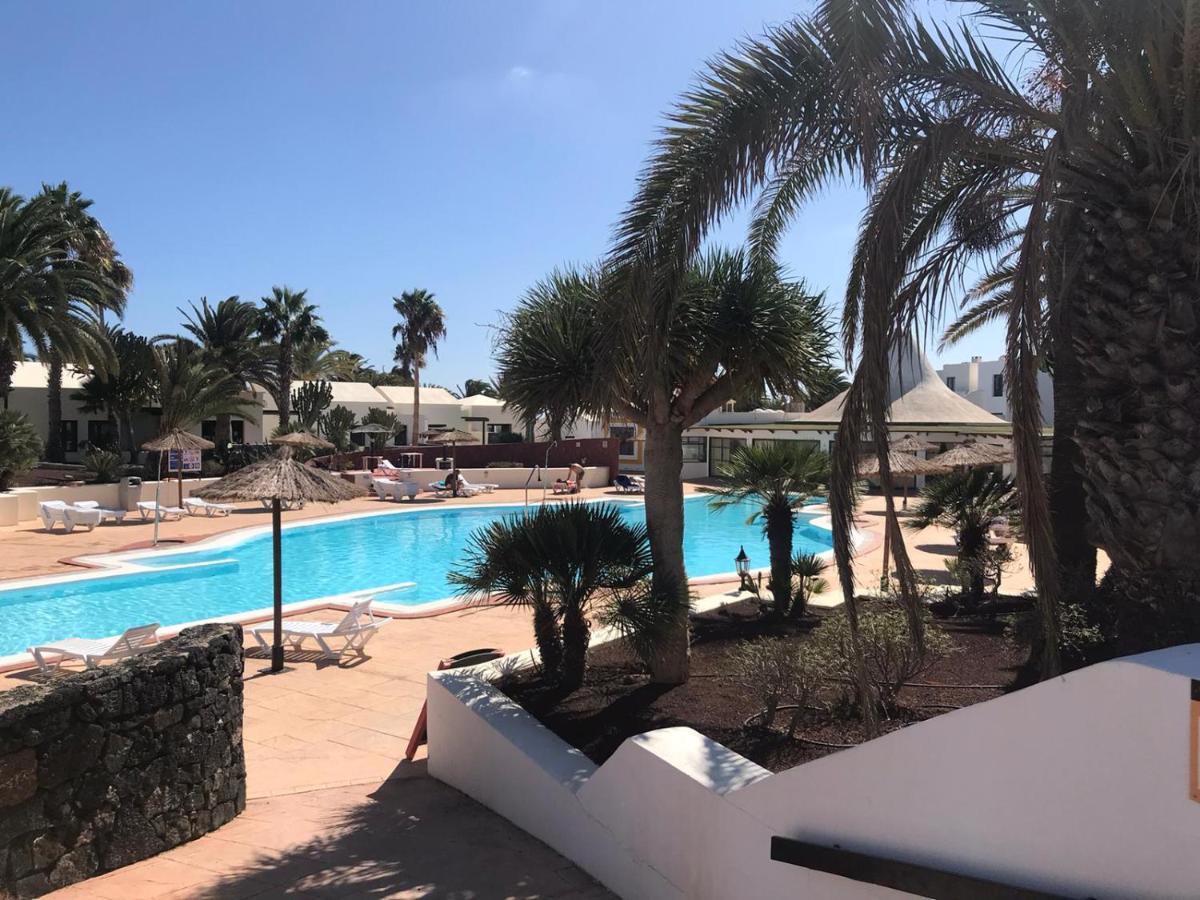 Apartamento Luca 05 En Playa Roca Costa Teguise Bagian luar foto